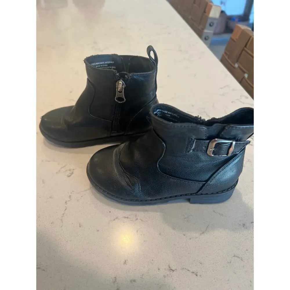 Cat & Jack Toddler Boots 8